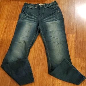 Hybrid & company Women's Med Blue Denim Jeans - Size 14